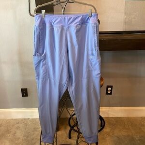 WonderWink XL scrubs